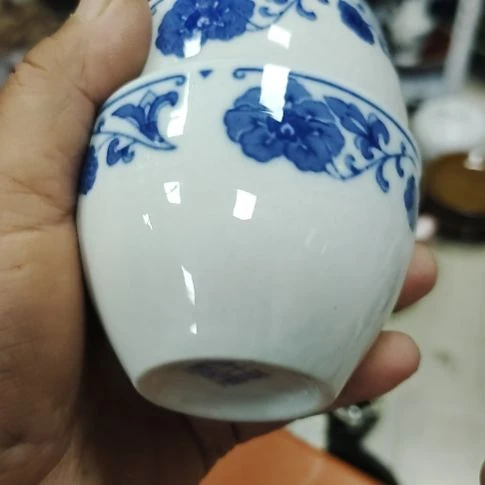 瓷片瓷片，摆件，都有微瑕疵，