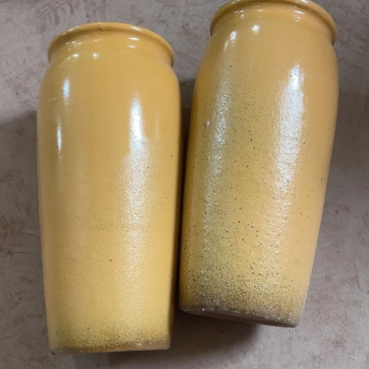 紫砂花盆口径14高度31两只小瑕疵
