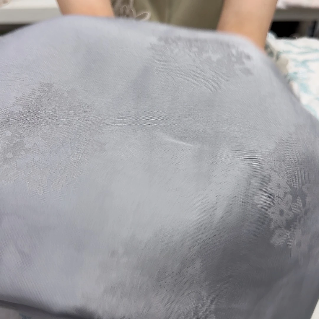 灰色提花棉缎两米价格