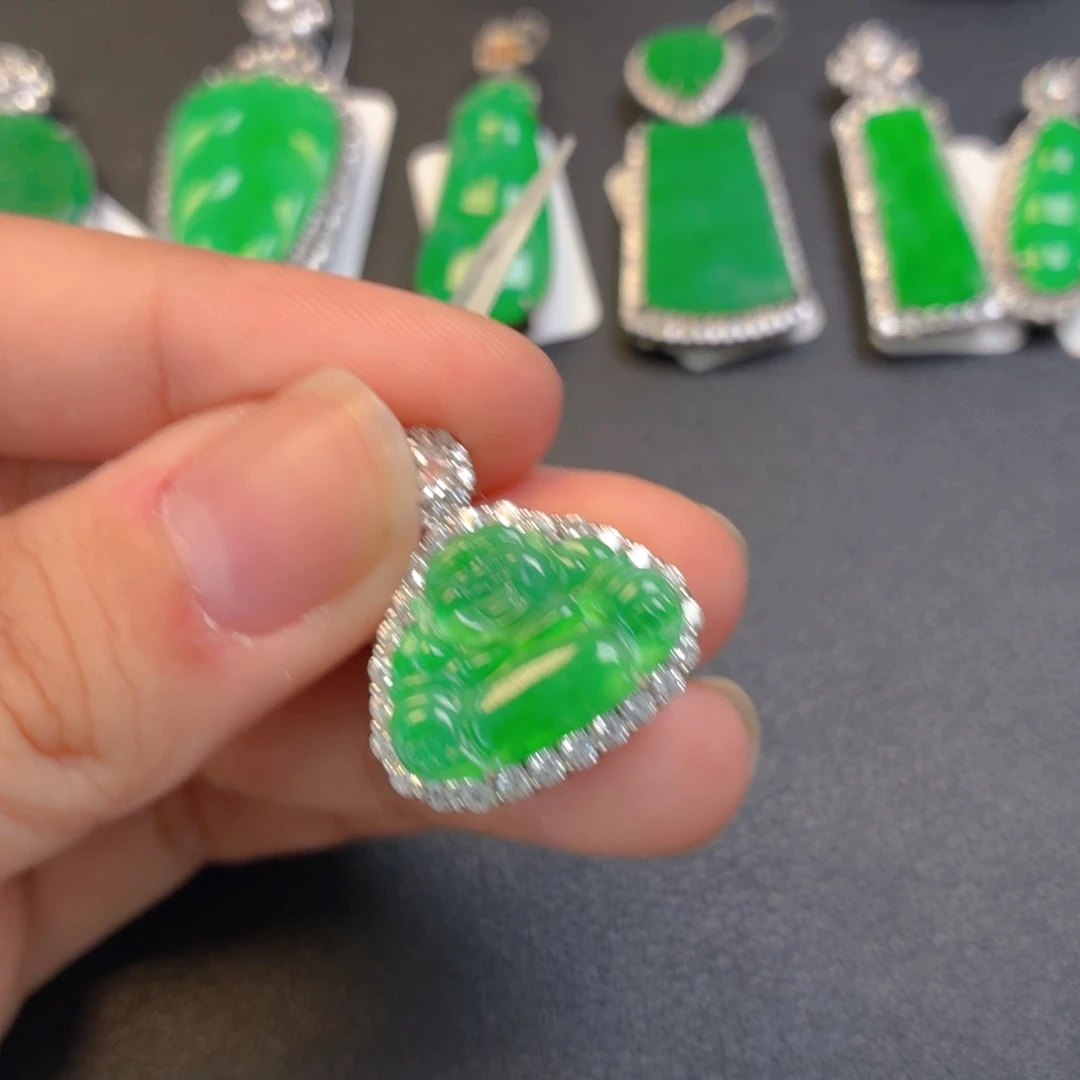 翡翠银S925镶嵌颈饰