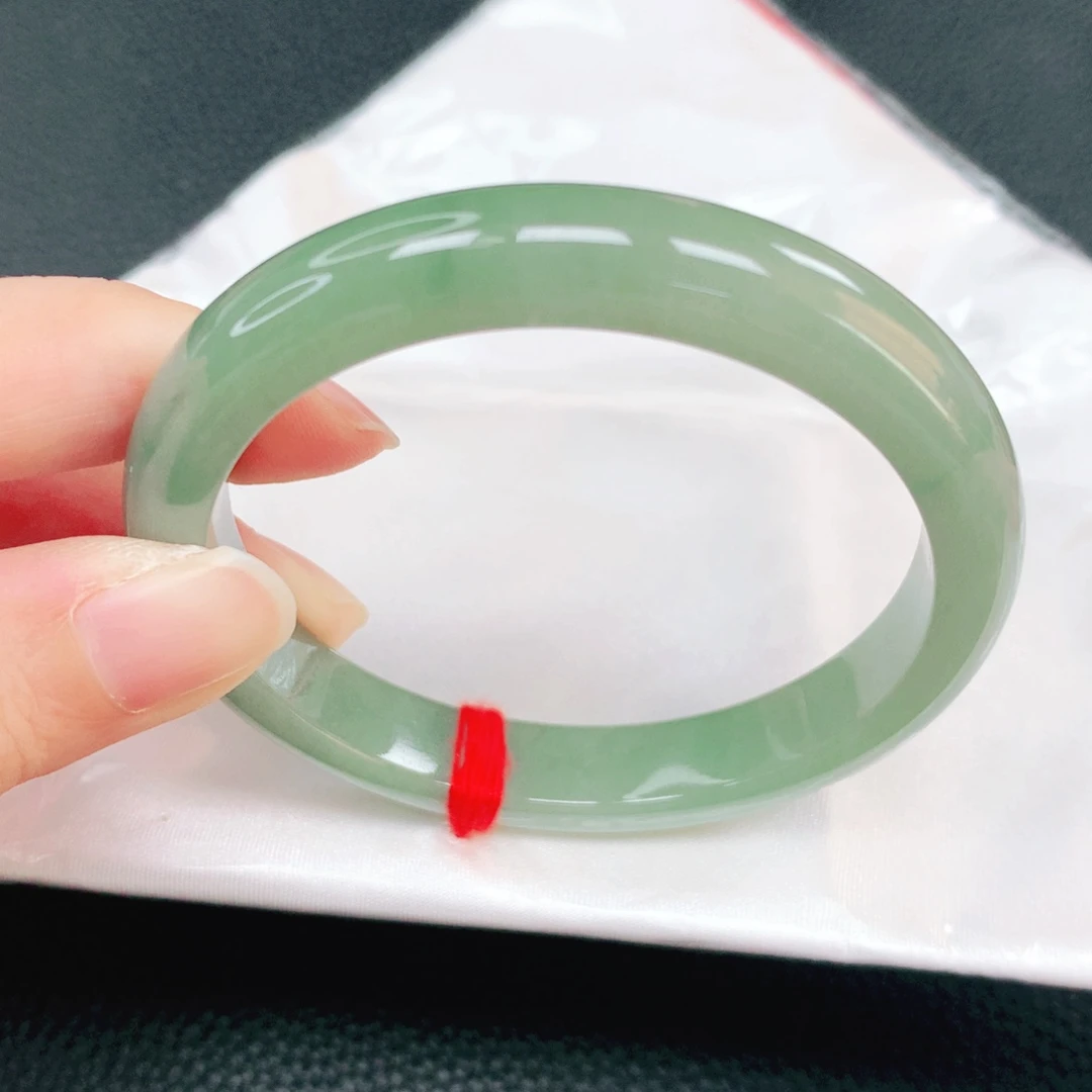 翡翠未镶嵌手镯55圈