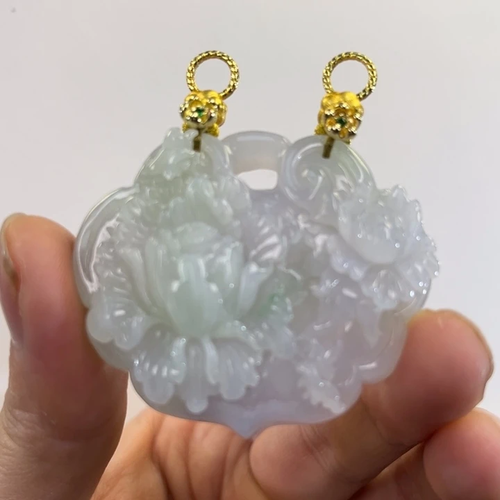 翡翠吊坠(赠链)未镶嵌代编织