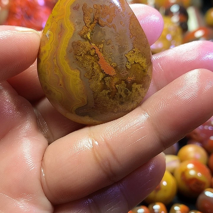 滴***君玛瑙/玉髓未镶嵌颈饰