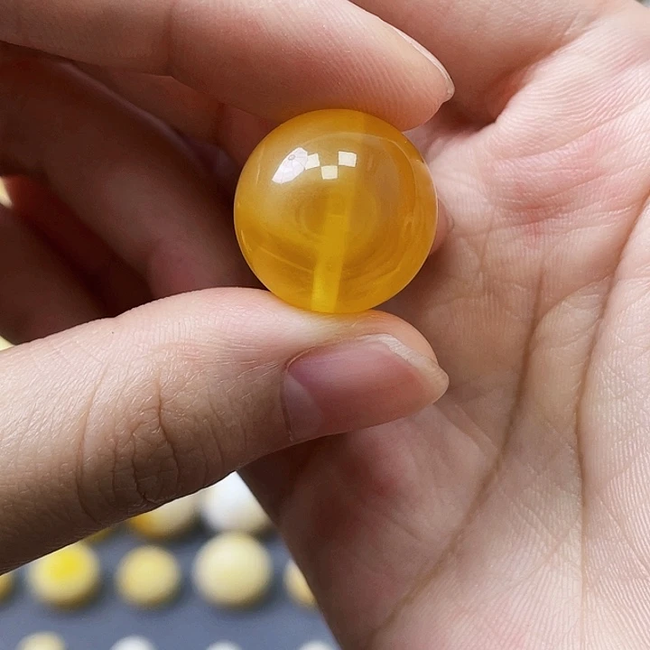 未镶嵌琥珀珠宝奇石17.9mm金珀