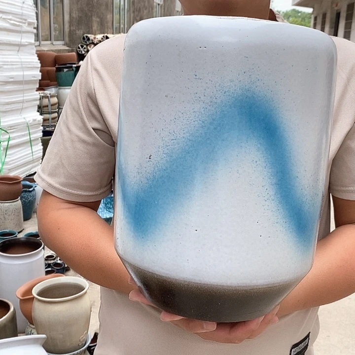 紫砂花盆口20高31瑕疵