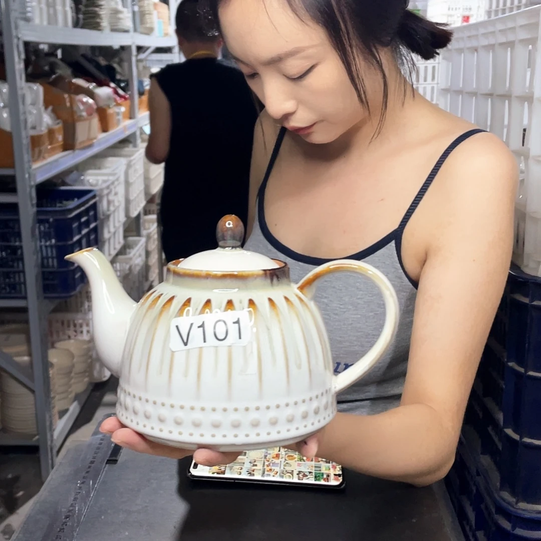 瓷片101           1壶2杯