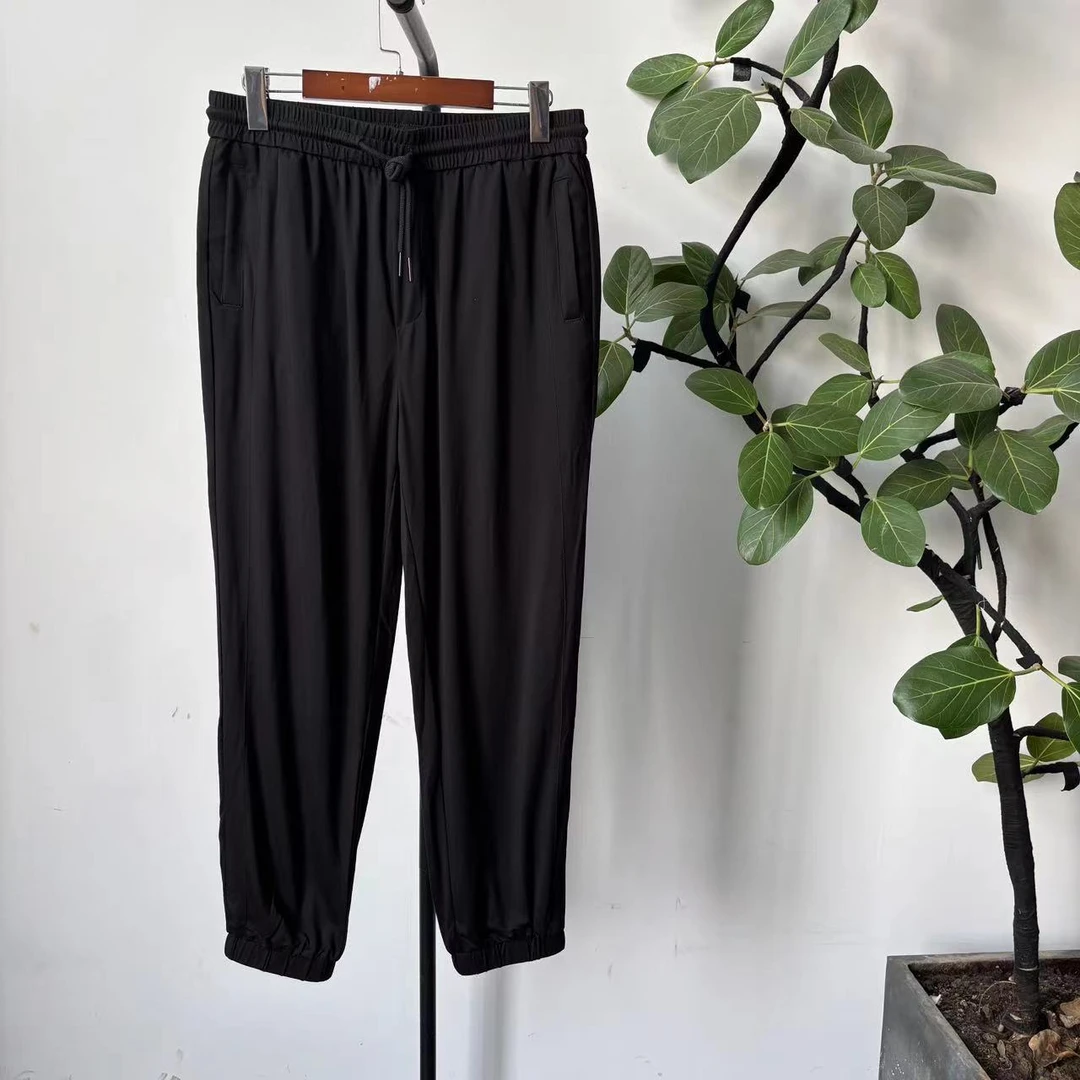 J-10 春季男士黑色简约百搭舒适速干束脚休闲裤 32599