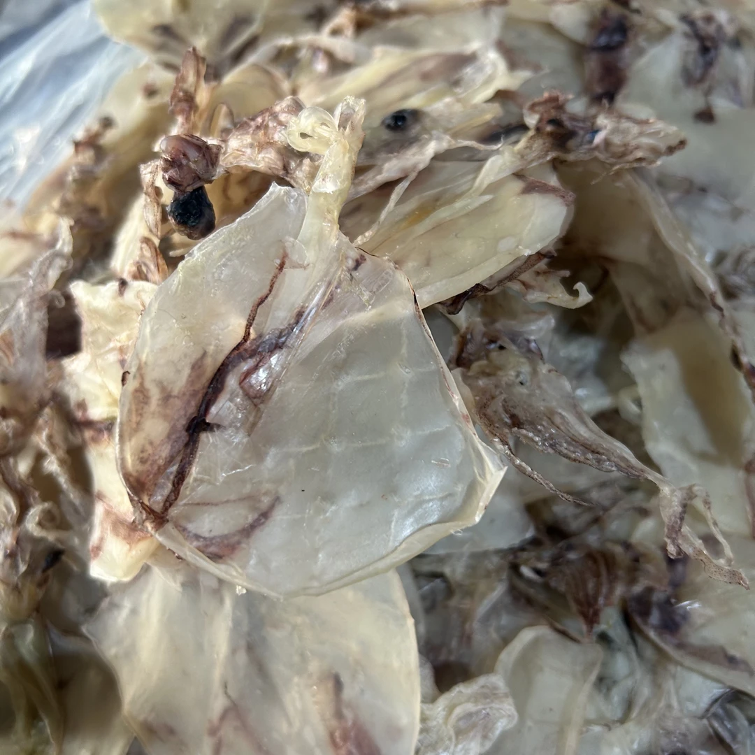 甲子本港粗片新鲜鱿鱼片干