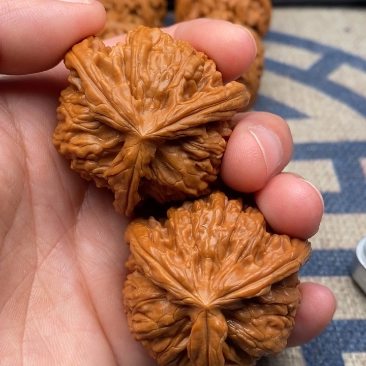 吊坠文玩核桃魔*三棱