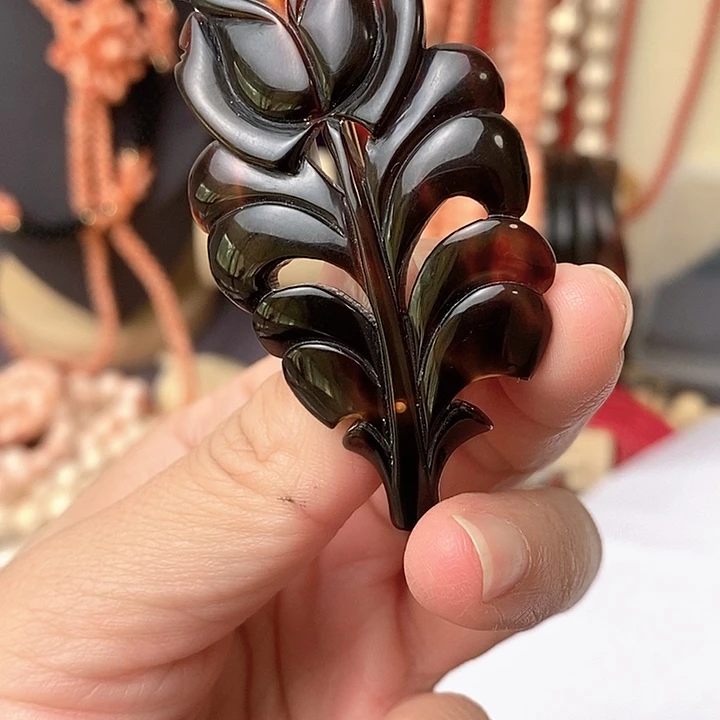 大理石纯铜胡胸针