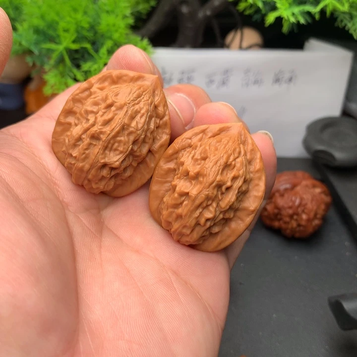 吊坠文玩核桃34尺大红袍