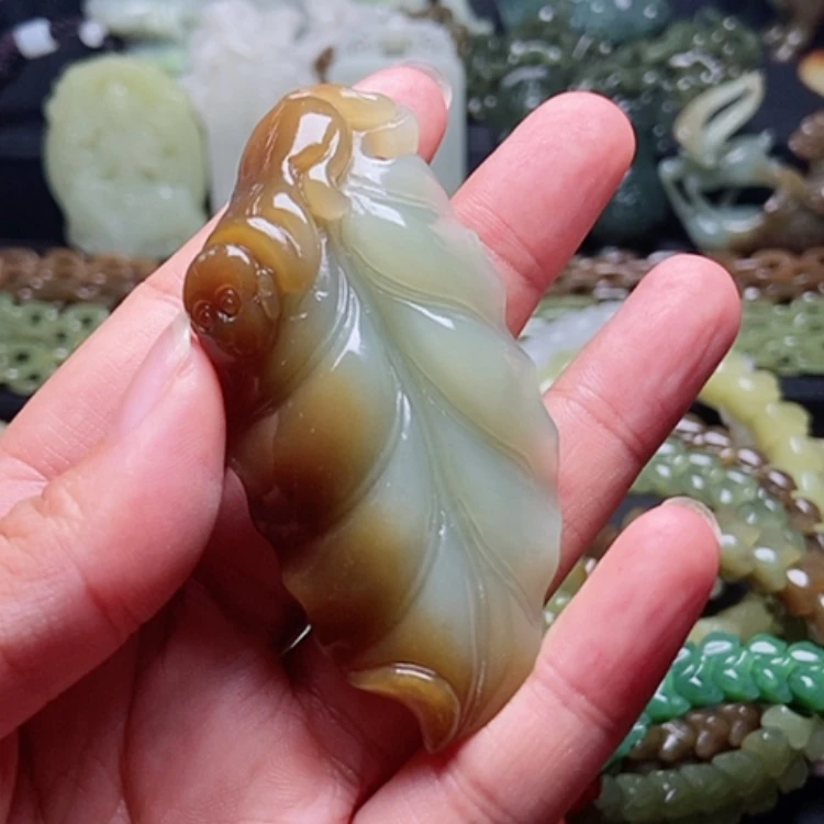 【闪购商品】和田玉未镶嵌颈饰心***安