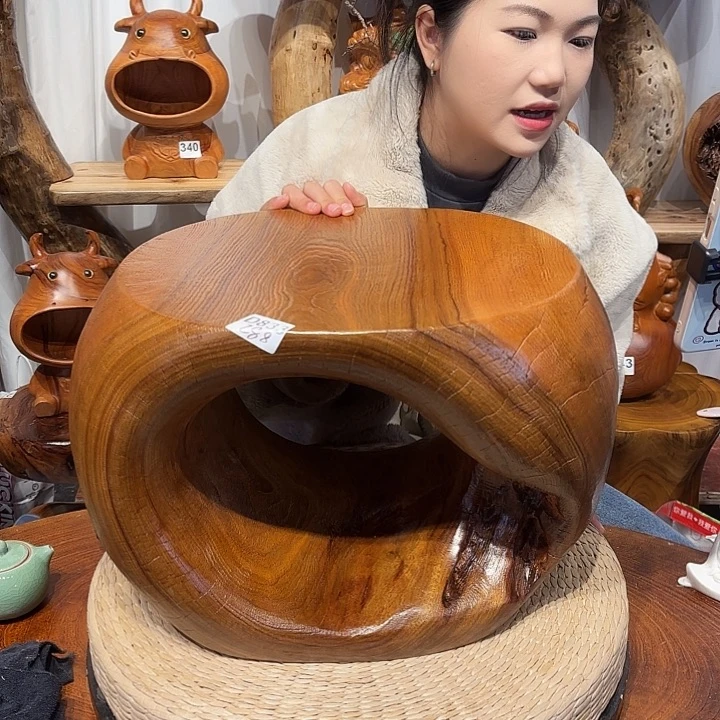 香樟木香樟木根雕凳子一物一拍编号833长37宽33高30