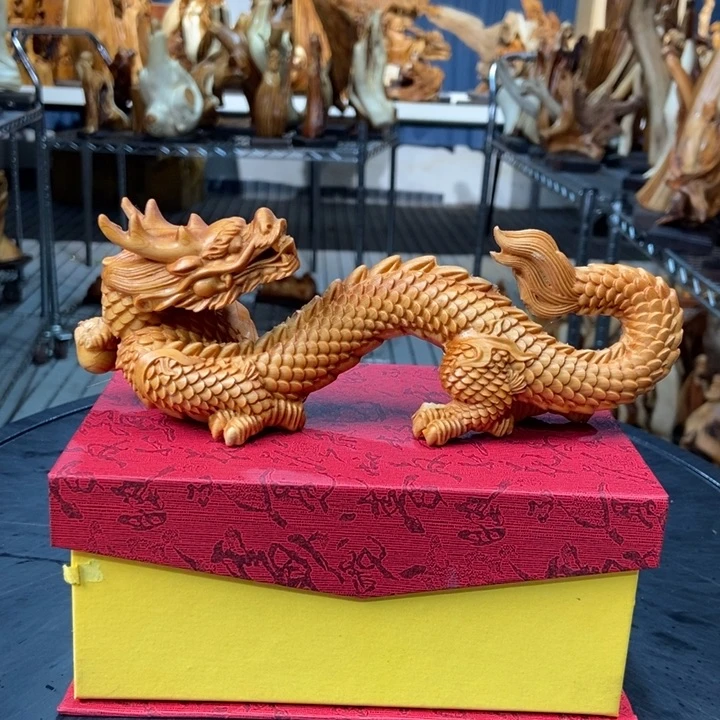 柏木（崖柏）随型摆件龙