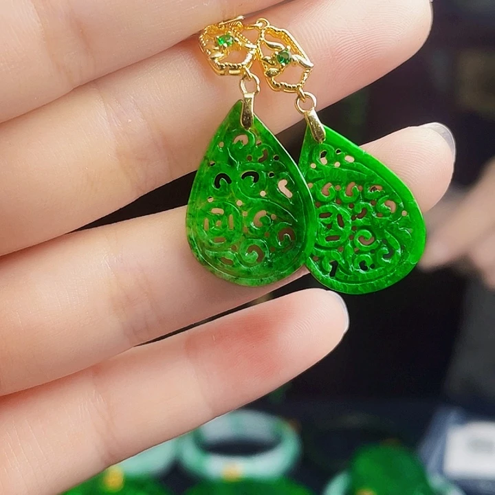 翡翠银S925镶嵌颈饰多样性