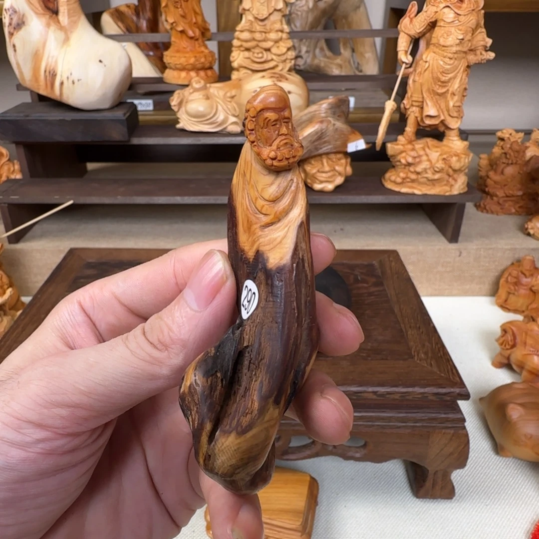 崖柏小木匠艺雕一物一拍