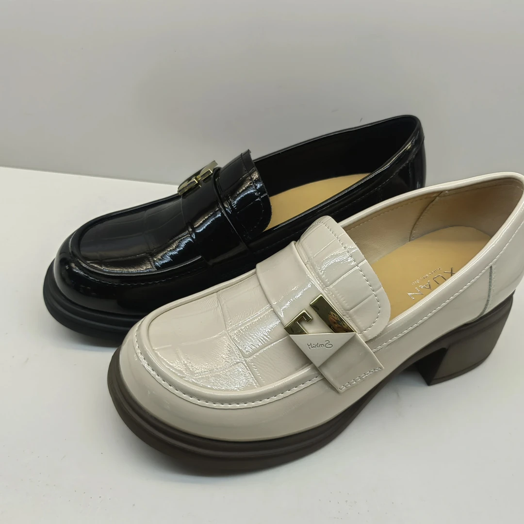 轩美诗专柜正品512-60078百搭舒服超轻厚底乐福