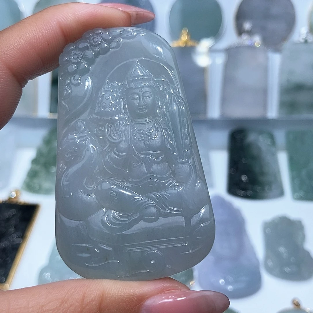 翡翠颈饰未镶嵌缅甸