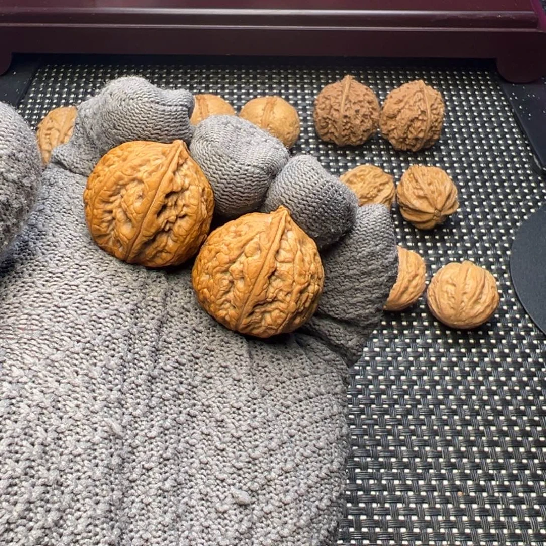 梦***.文玩核桃把件龙骨一道筋