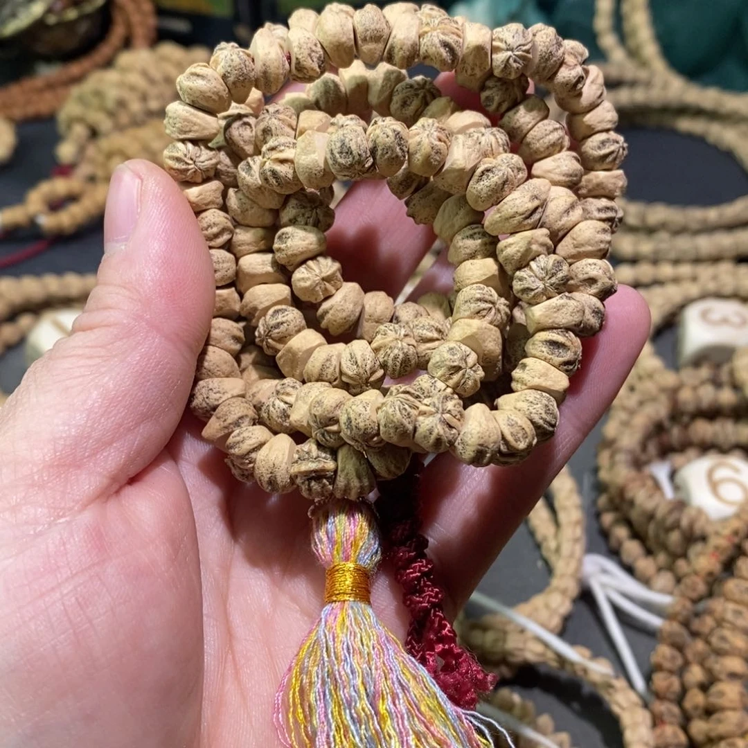 【闪购商品】柏香籽/百香籽吊坠雨*