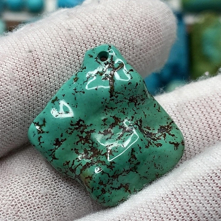 绿松石未镶嵌天然原矿 地大质检