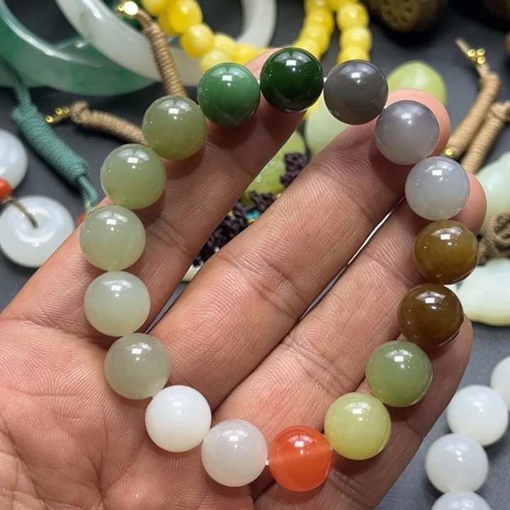 和田玉（糖玉）未镶嵌手链