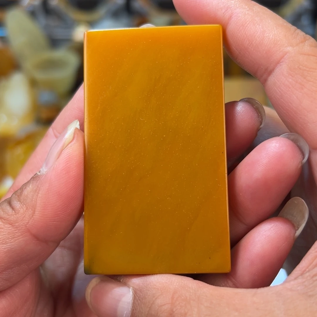 石英质玉（黄龙玉）合金颈饰