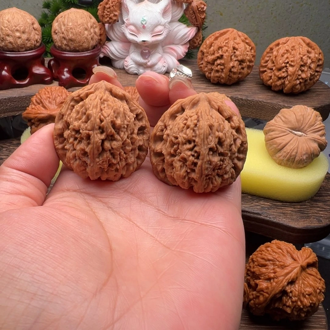 文玩核桃吊坠南疆石39全品