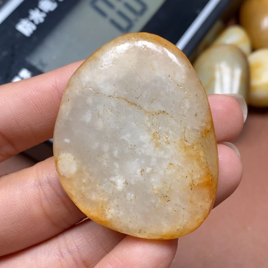和田玉（糖玉）未镶嵌挂件