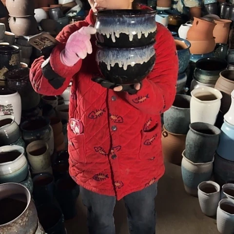 19口12高瑕疵两个。