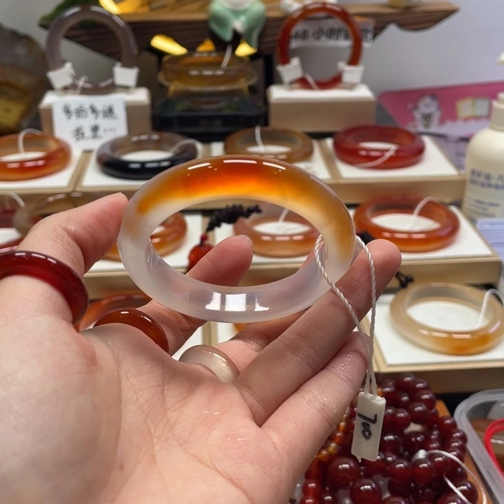 玛瑙/玉髓未镶嵌手镯