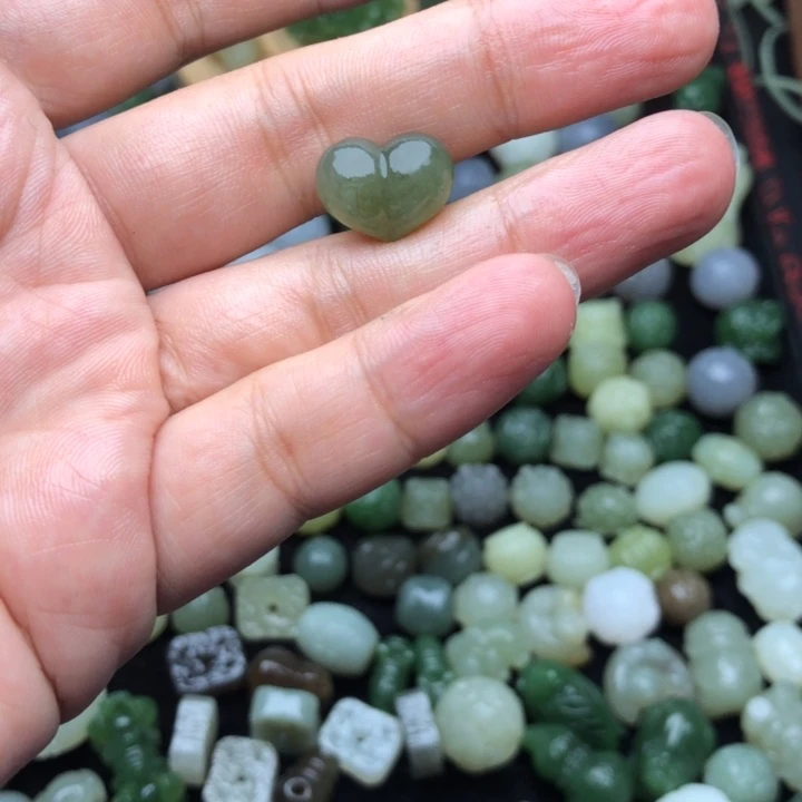 【闪购商品】和田玉未镶嵌颈饰