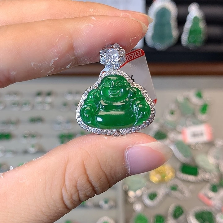 翡翠未镶嵌颈饰吊坠