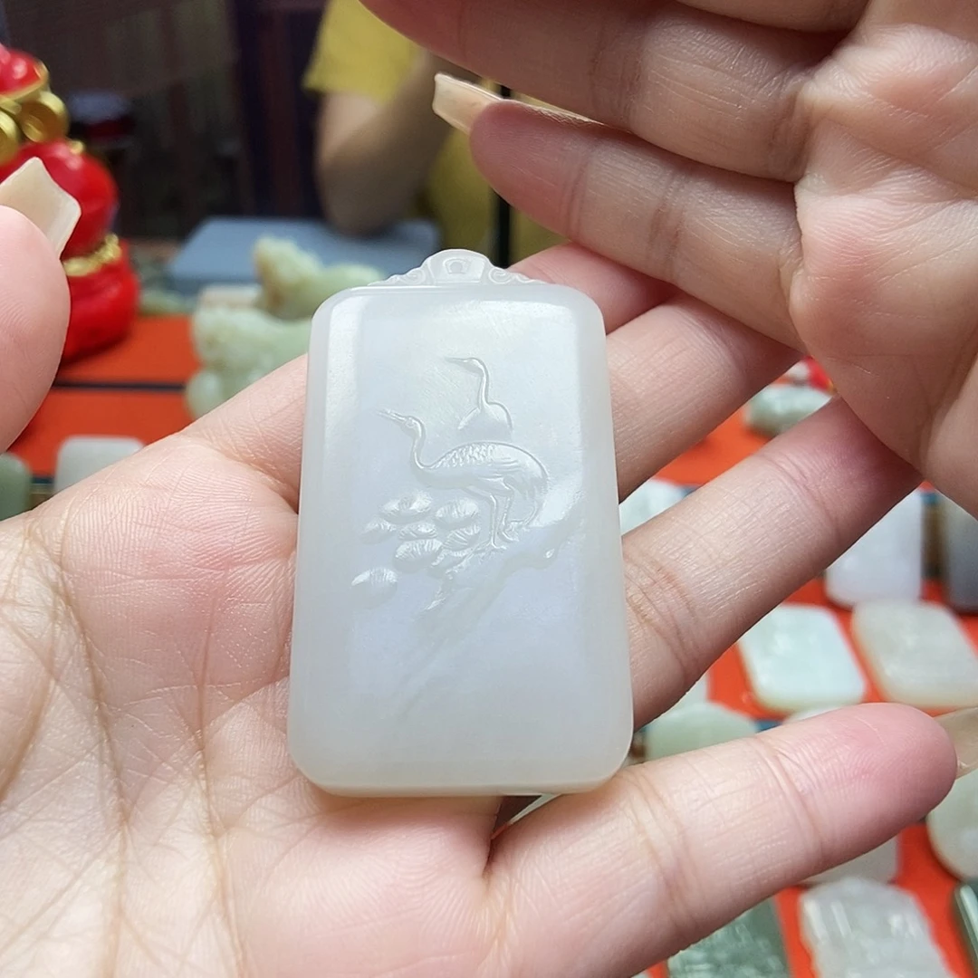 颈饰未镶嵌和田玉水*冰