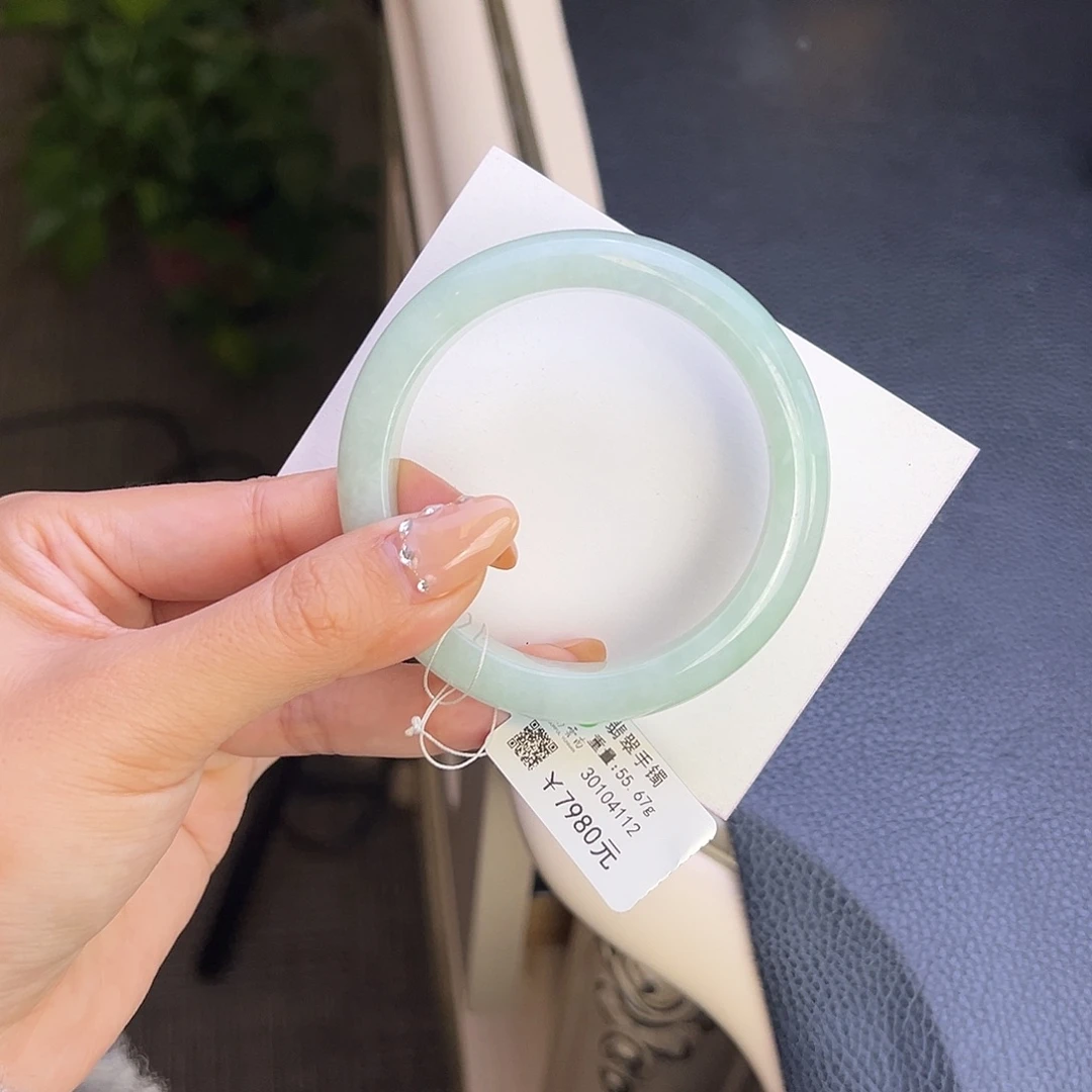 翡翠未镶嵌手镯55.7甜绿