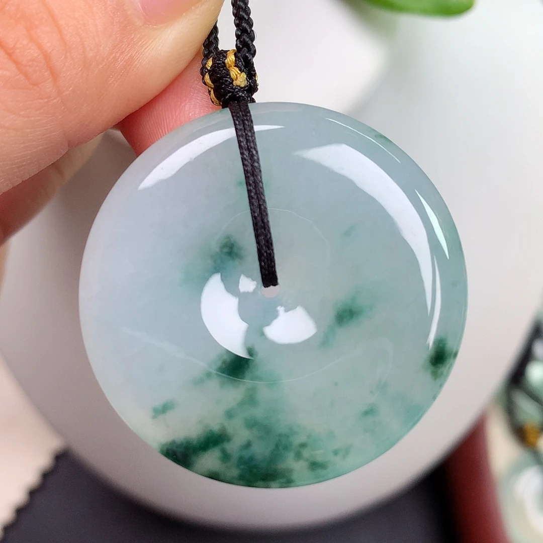 翡翠未镶嵌颈饰平安扣 36.1x6.5mm