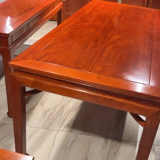 秋***谈紫檀木类家具缅花马蹄桌余款