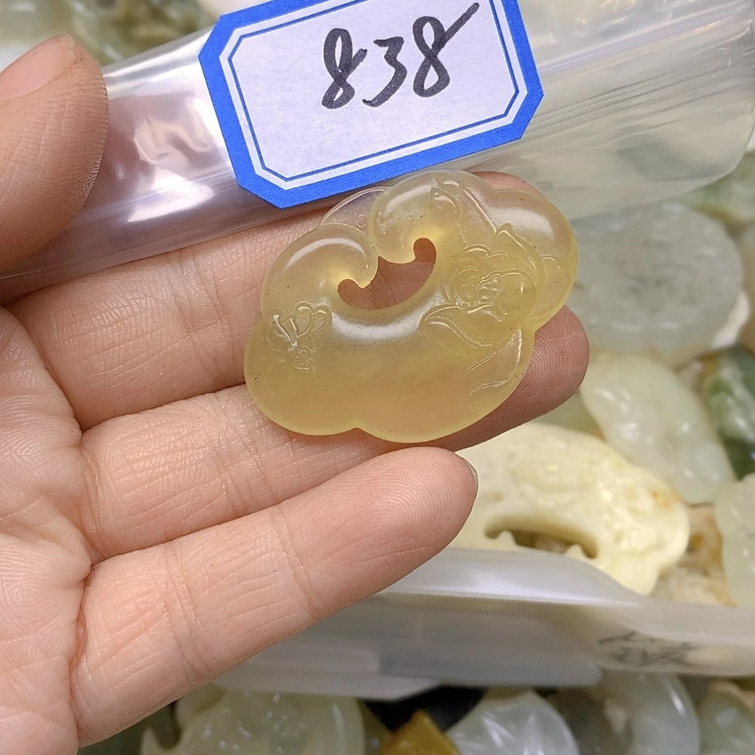 蛇纹石玉吊坠(不含链)未镶嵌挚**生838