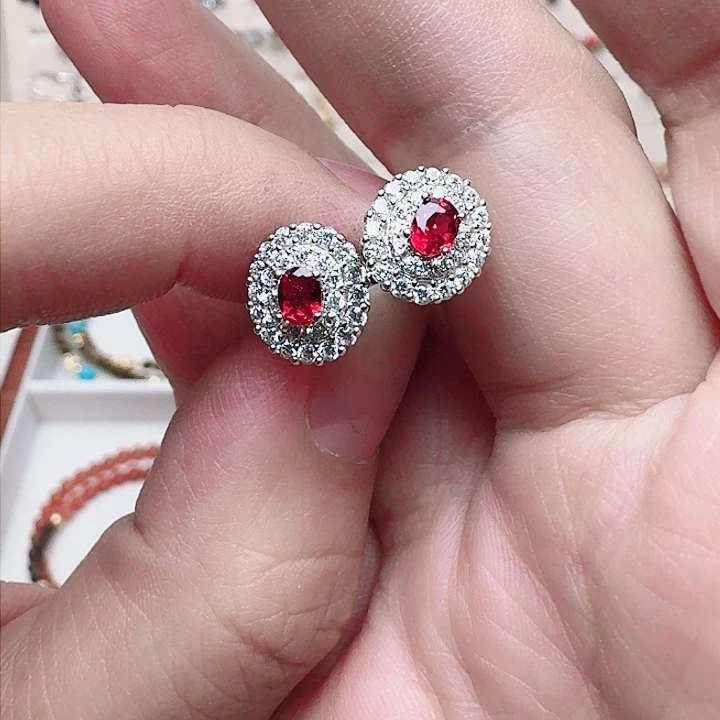 蓝宝石耳饰银S925镶嵌耳钉