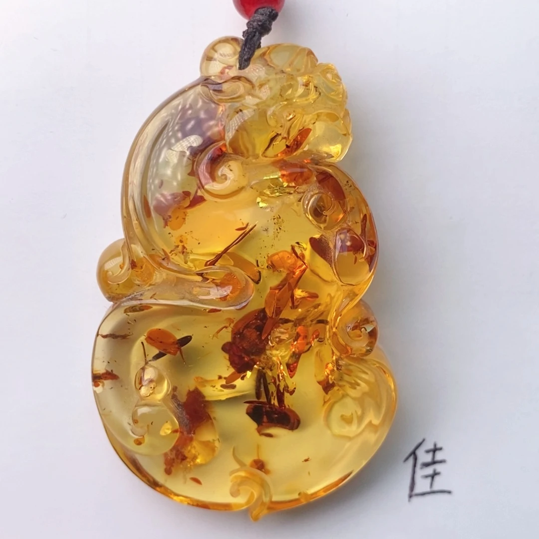 琥珀珠宝奇石未镶嵌