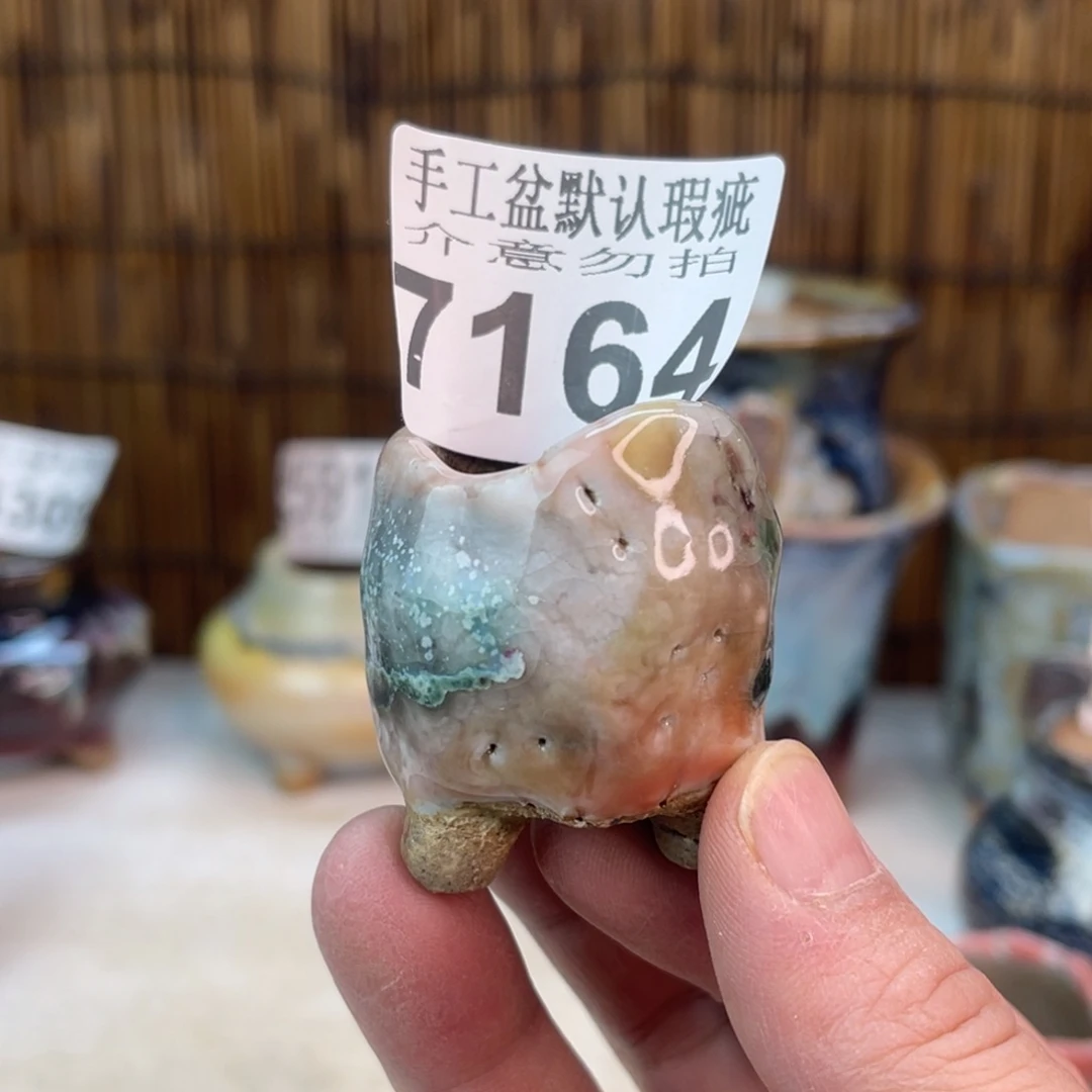 乔***手工花盆默认瑕疵完美者勿拍