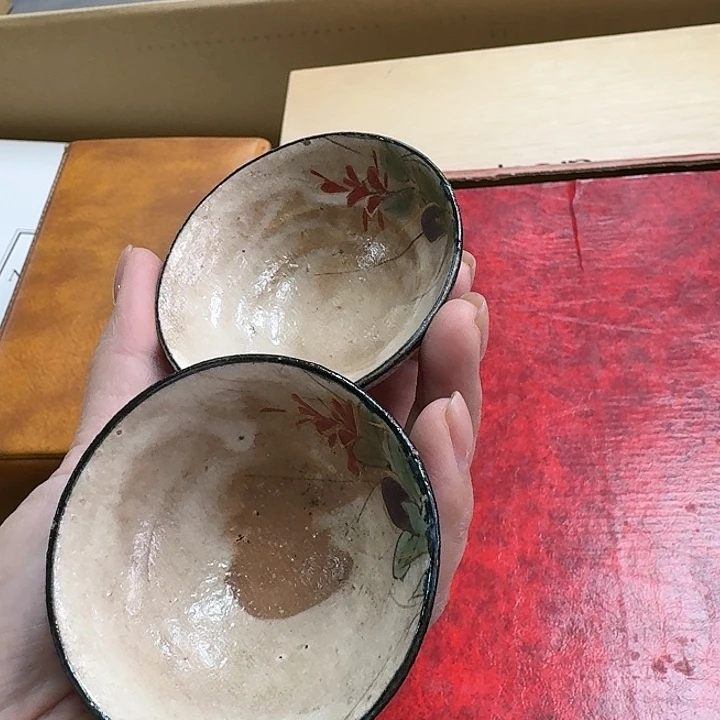 小*瓷器。
