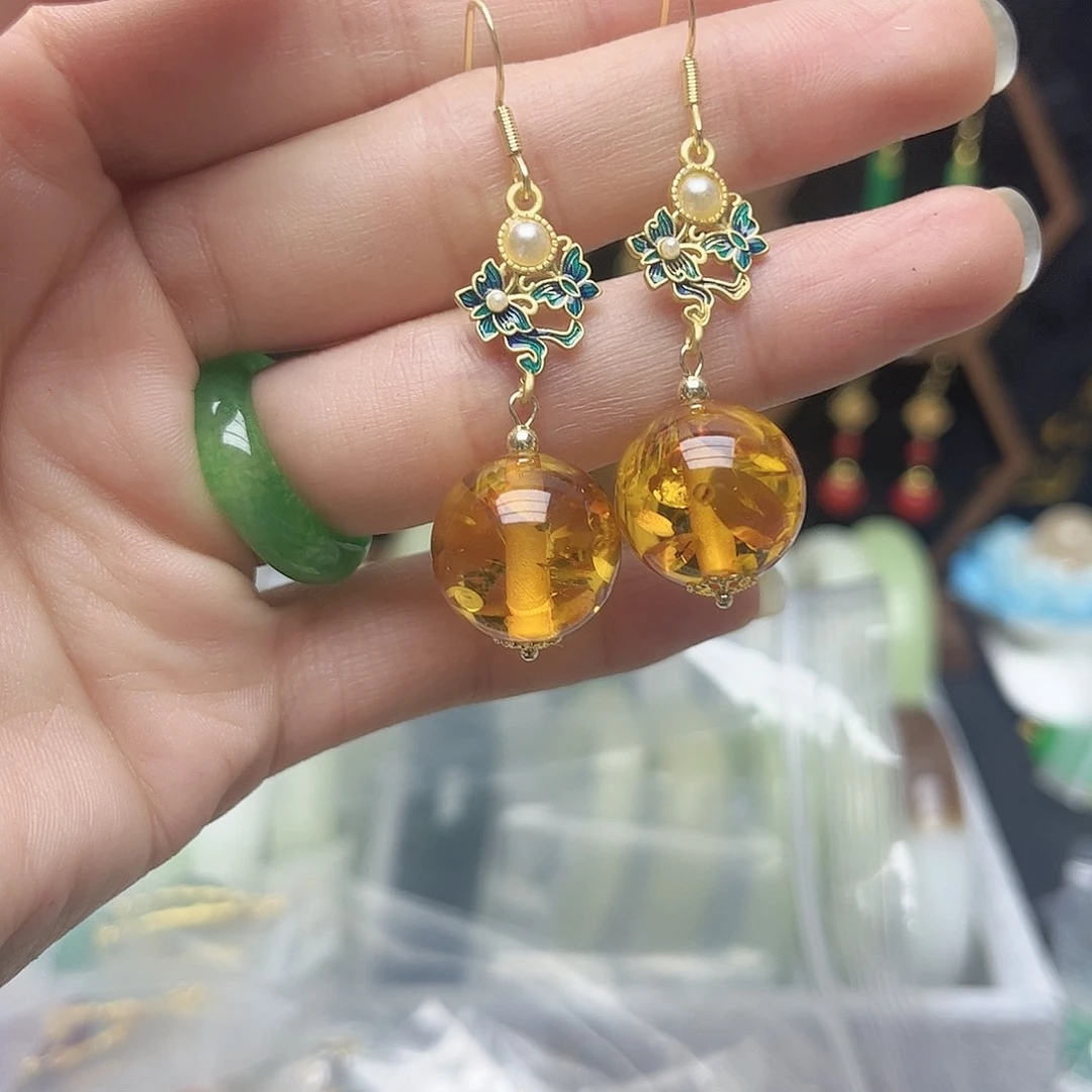 翡翠未镶嵌耳饰花