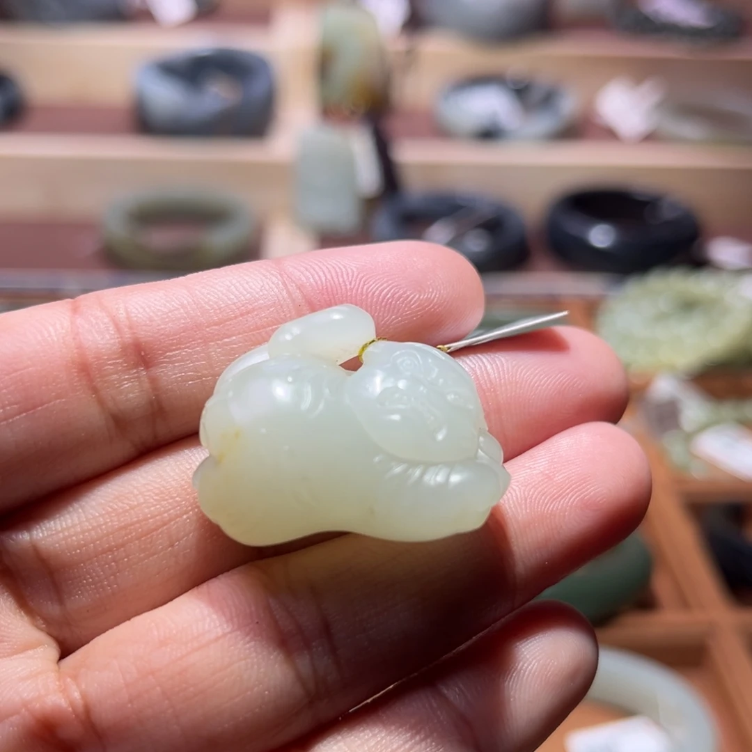 和田玉（子料）未镶嵌挂件
