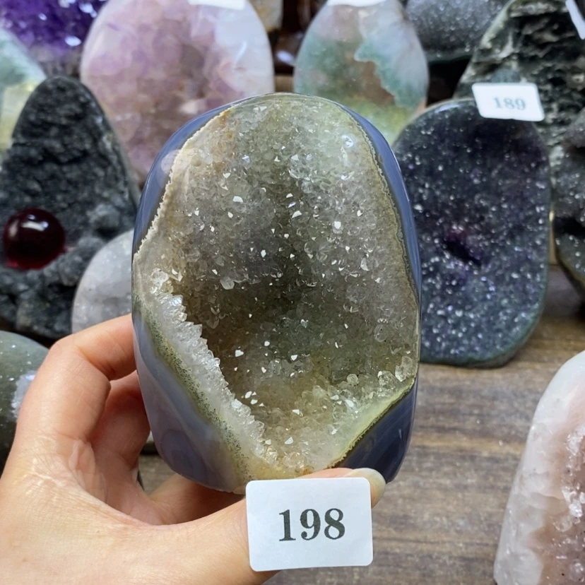 【闪购商品】未镶嵌大型摆件（非配饰）紫晶