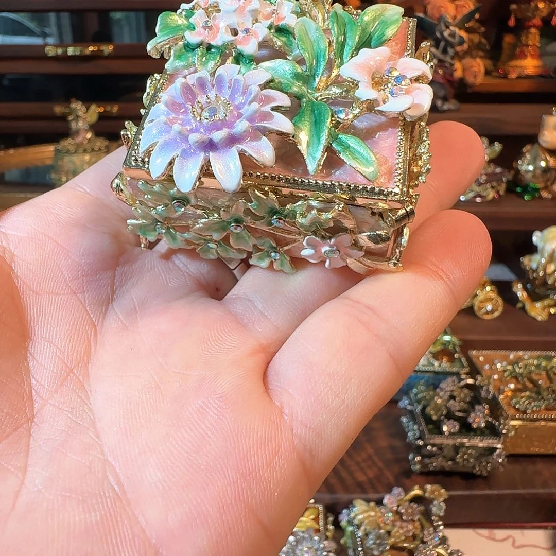 手工制品请勿吹毛求疵