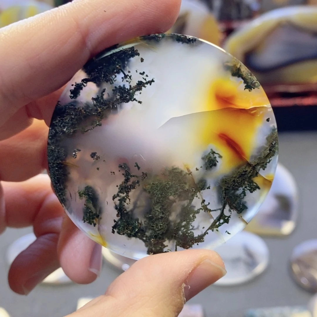 玛瑙/玉髓颈饰未镶嵌旖****.