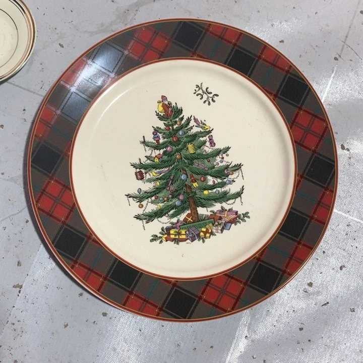 瓷片威基伍德釉中彩圣诞树尺寸约31左右