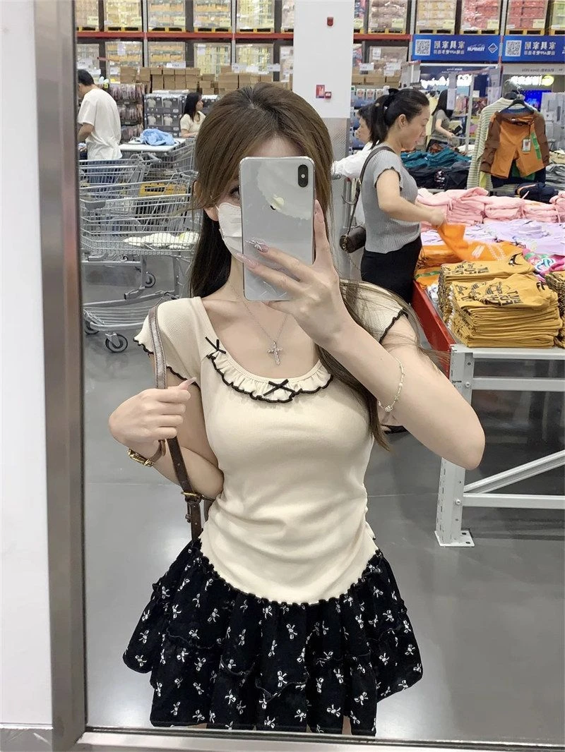 甜美减龄小清新设计感半袖短上衣女百搭木耳边蝴蝶结外穿短袖T恤