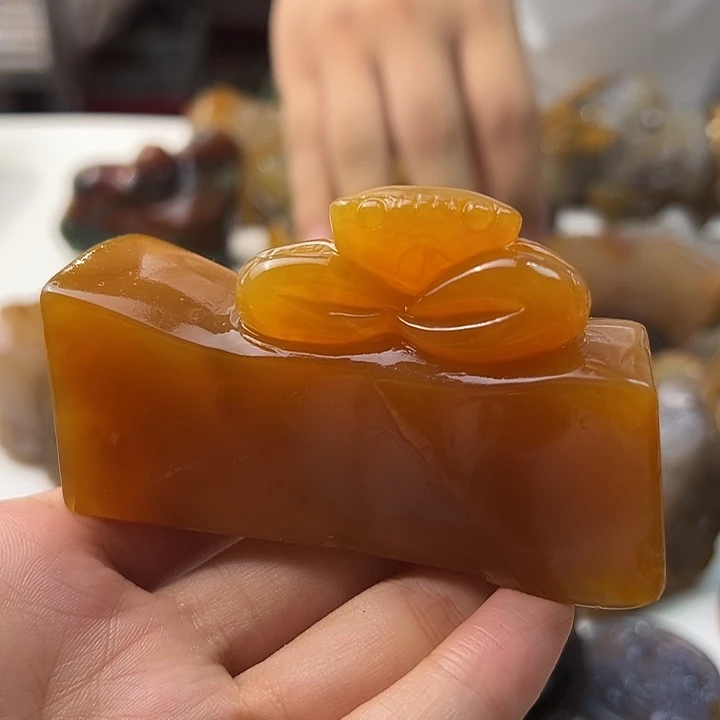 未镶嵌颈饰玛瑙/玉髓